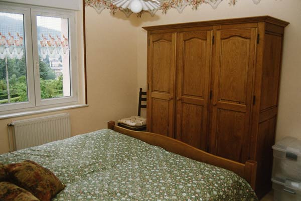 chambre grand lit